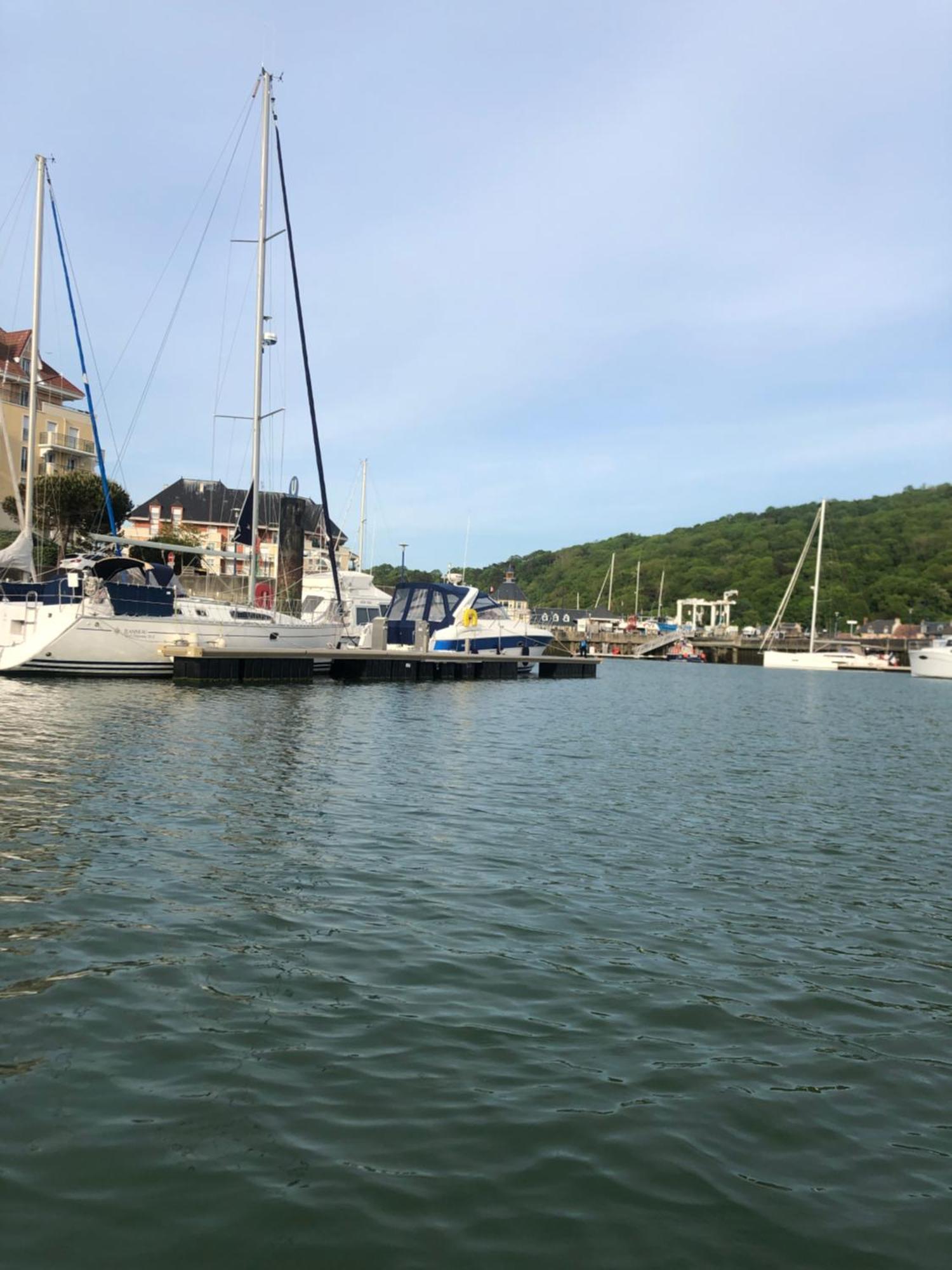 Côte D'azur: Beachside Retreat With Nautical Adventures Dives-sur-Mer