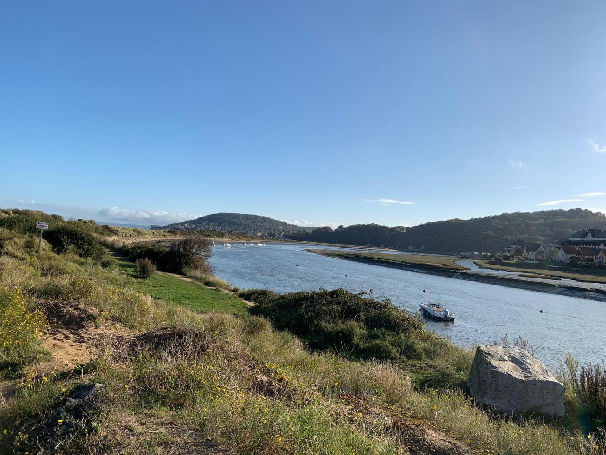 Côte D'azur: Beachside Retreat With Nautical Adventures Holiday home *
