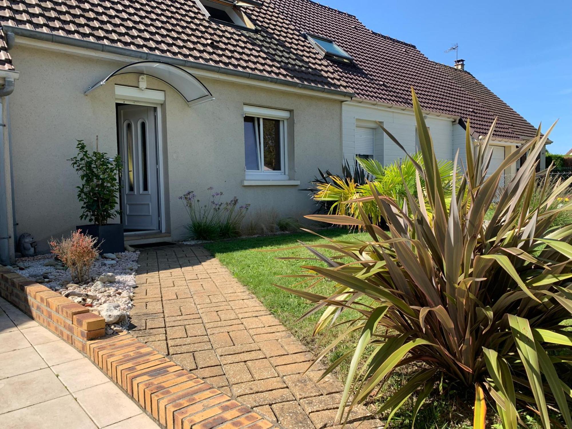 Côte D'azur: Beachside Retreat With Nautical Adventures Dives-sur-Mer